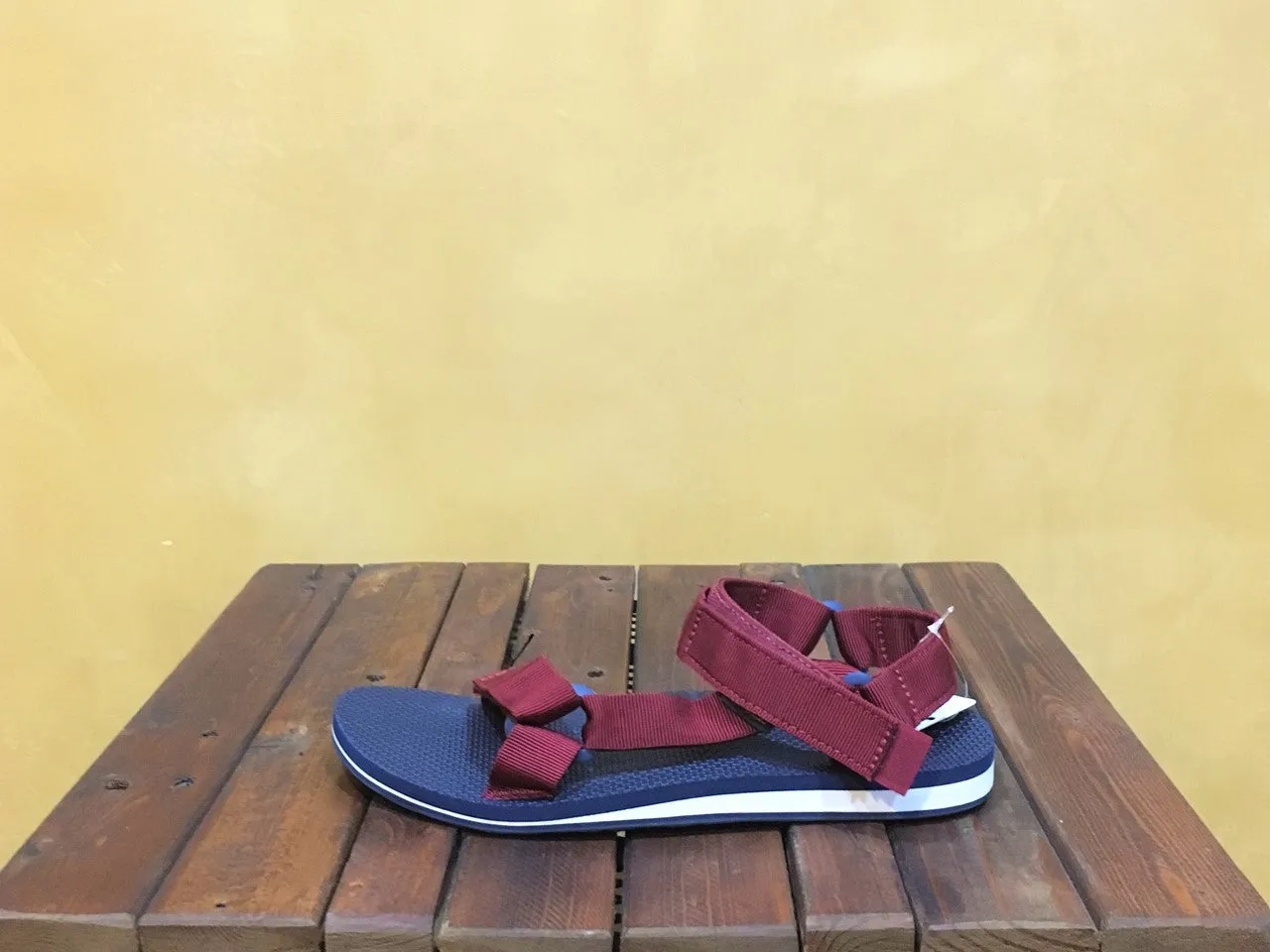 1004004 RRBL Teva Original Universal Sandal Rhubarb Blue