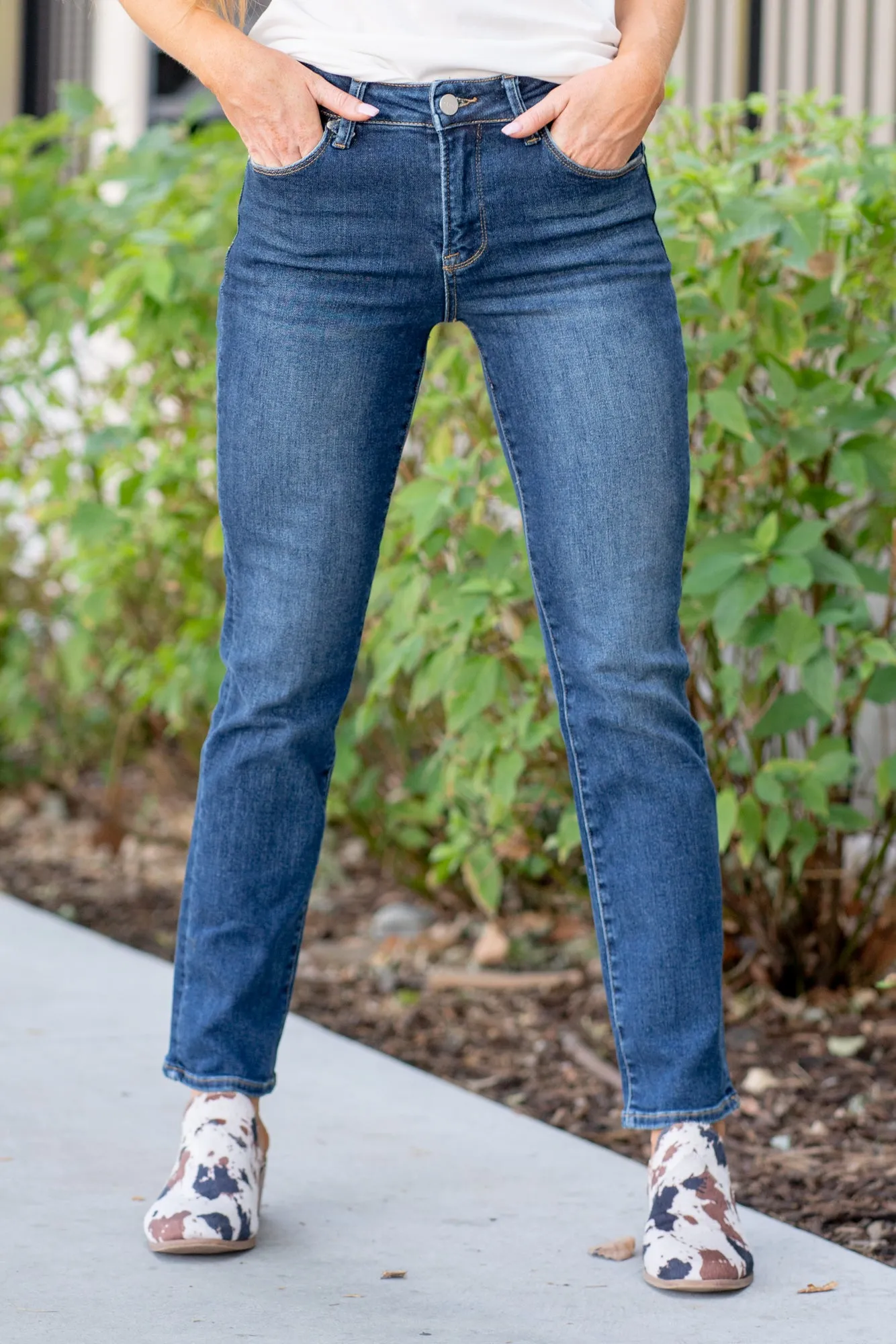 Ava High Rise Ankle Straight Fit