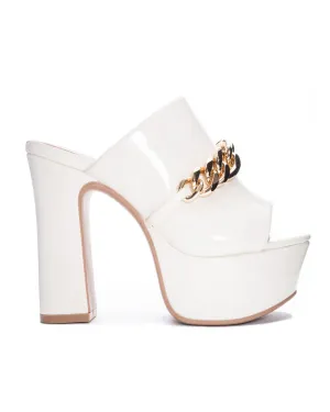 Chinese Laundry Ditzy Sandal Final Sale