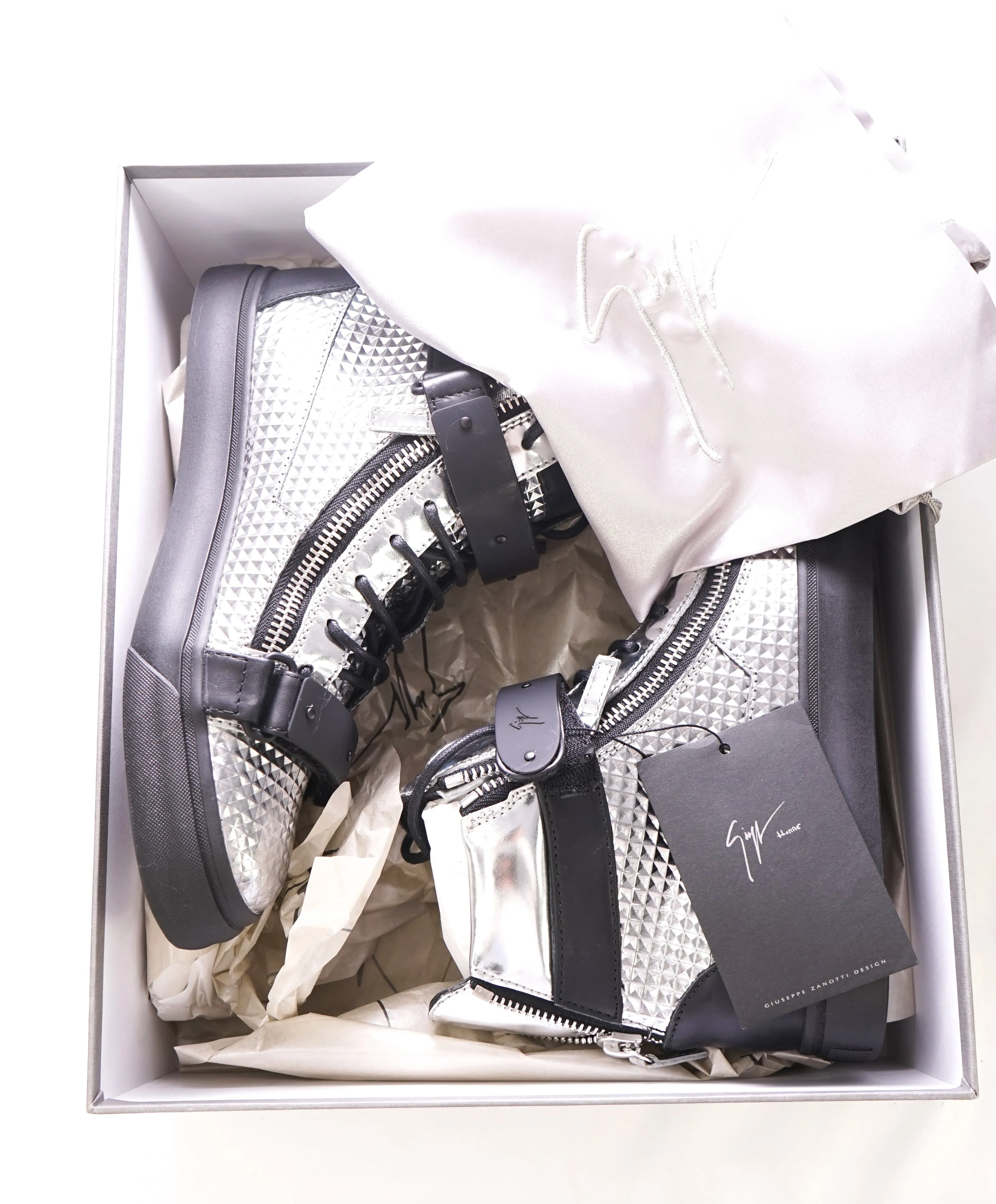 GIUSEPPE ZANOTTI - Diamond Embossed Silver High Top Sneakers - 7US (40EU)