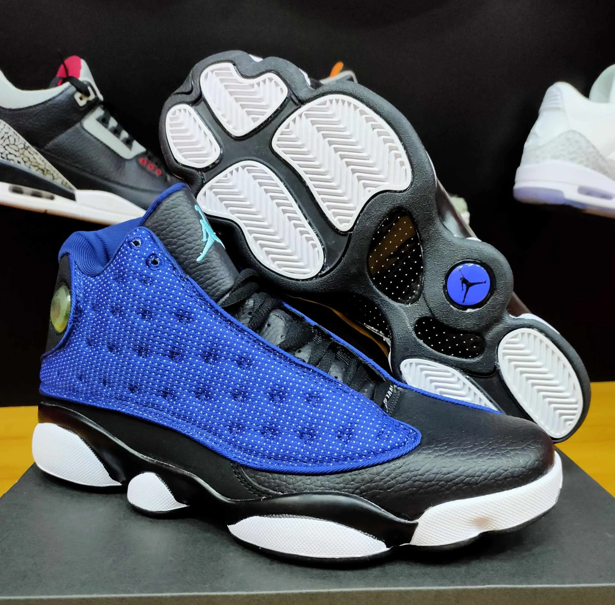 Jordan13Retro "Brave Blue"