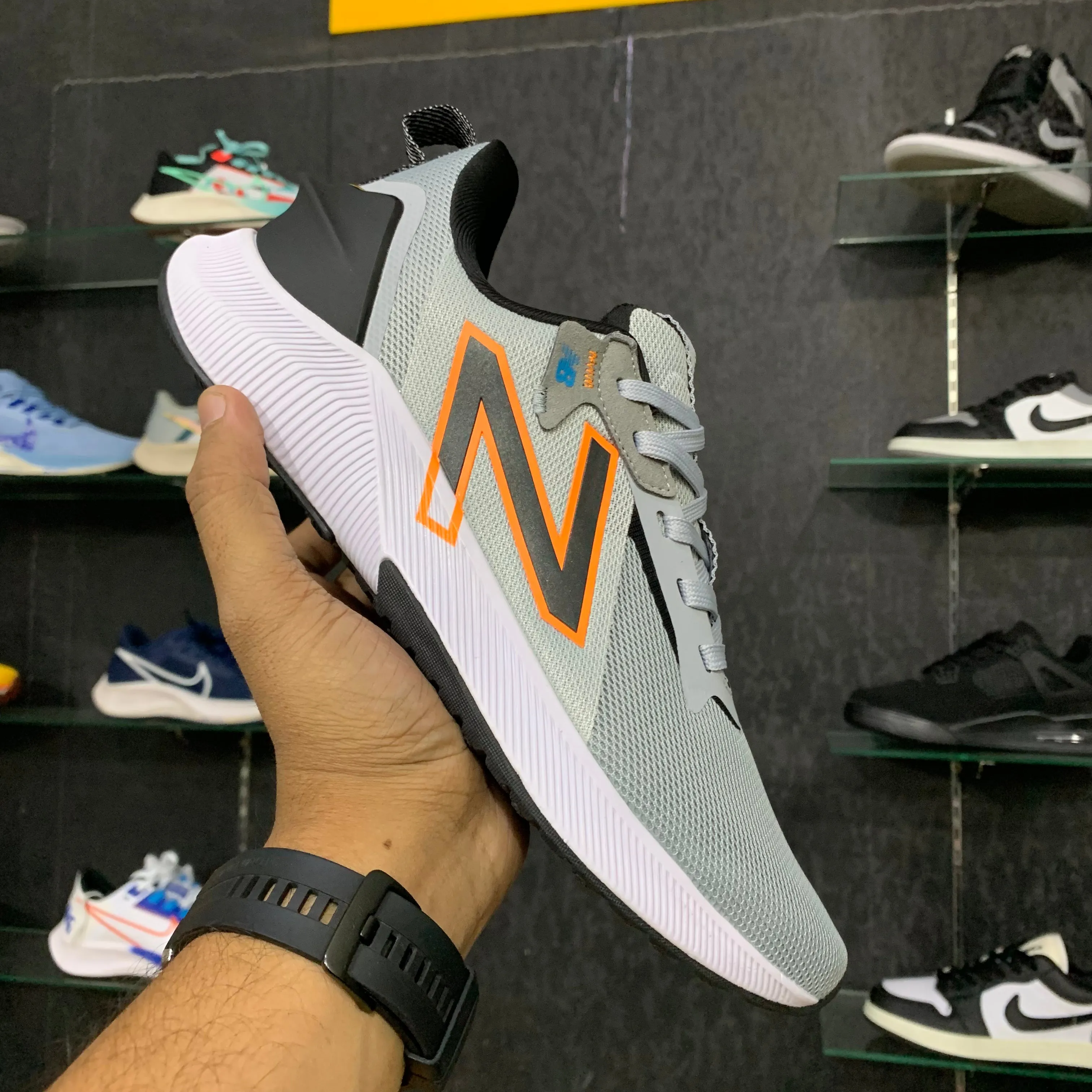 NB FuelCell Propel RMX v2 Grey Black