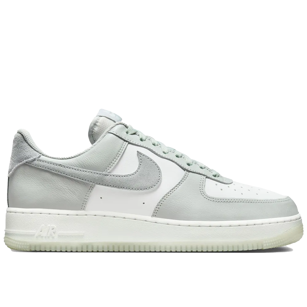 Nike Air Force 1 '07 LV8 Men's Shoes