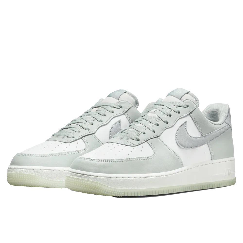 Nike Air Force 1 '07 LV8 Men's Shoes