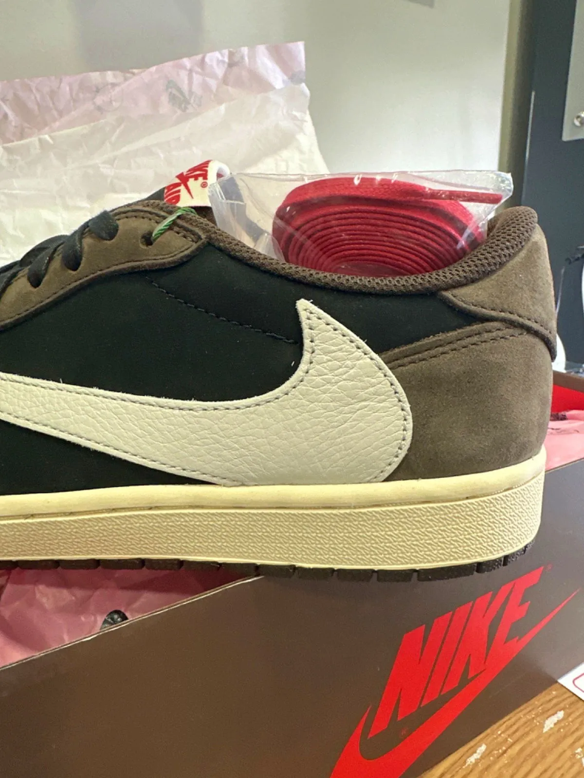 Nike CQ4277 Mocha Air Jordan 1 Low OG SP x Travis Scott Trainers 👟 UK 10 👟