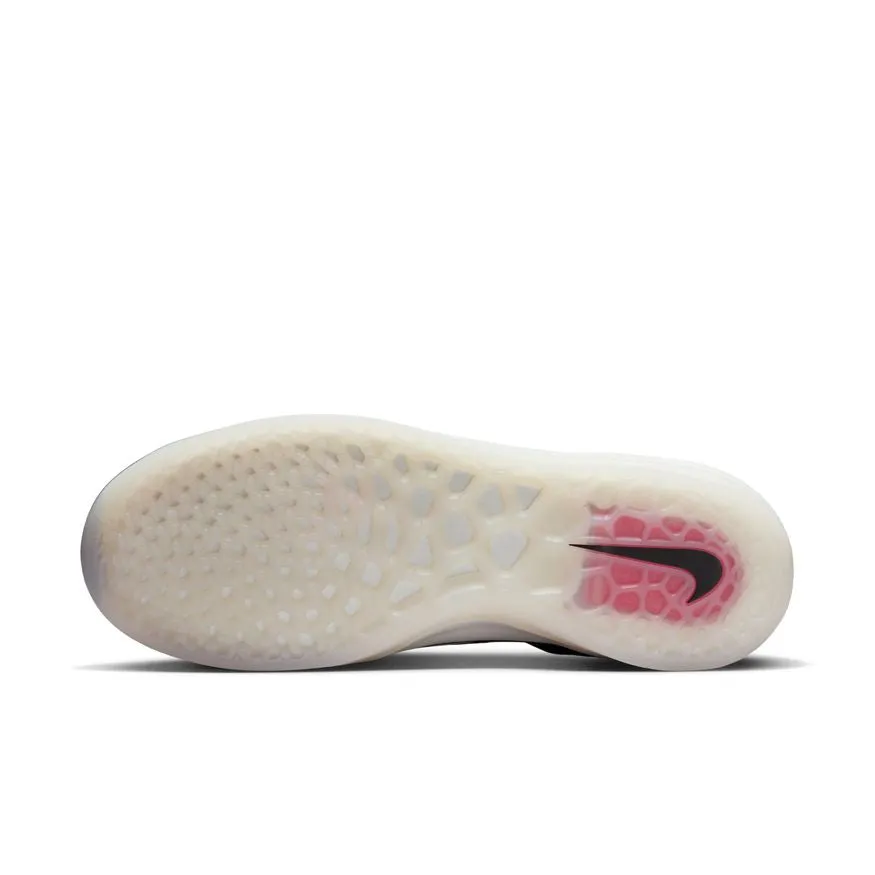 Nike SB Nyjah 3 - Black White - DJ6130-002