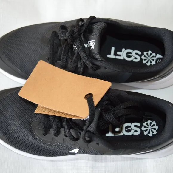 Nike Star Runner 3 (GS) Black Size 6Y (New)