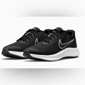 Nike Star Runner 3 (GS) Black Size 6Y (New)