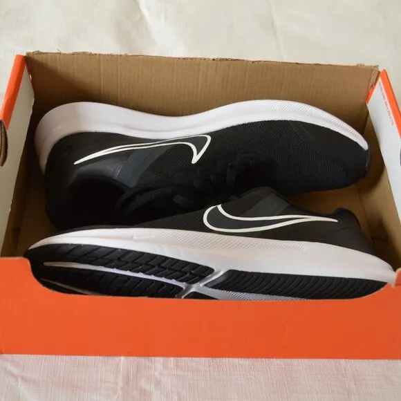Nike Star Runner 3 (GS) Black Size 6Y (New)