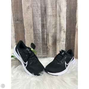 Shoes Athletic By Nike In Black & White, Size: 8.5