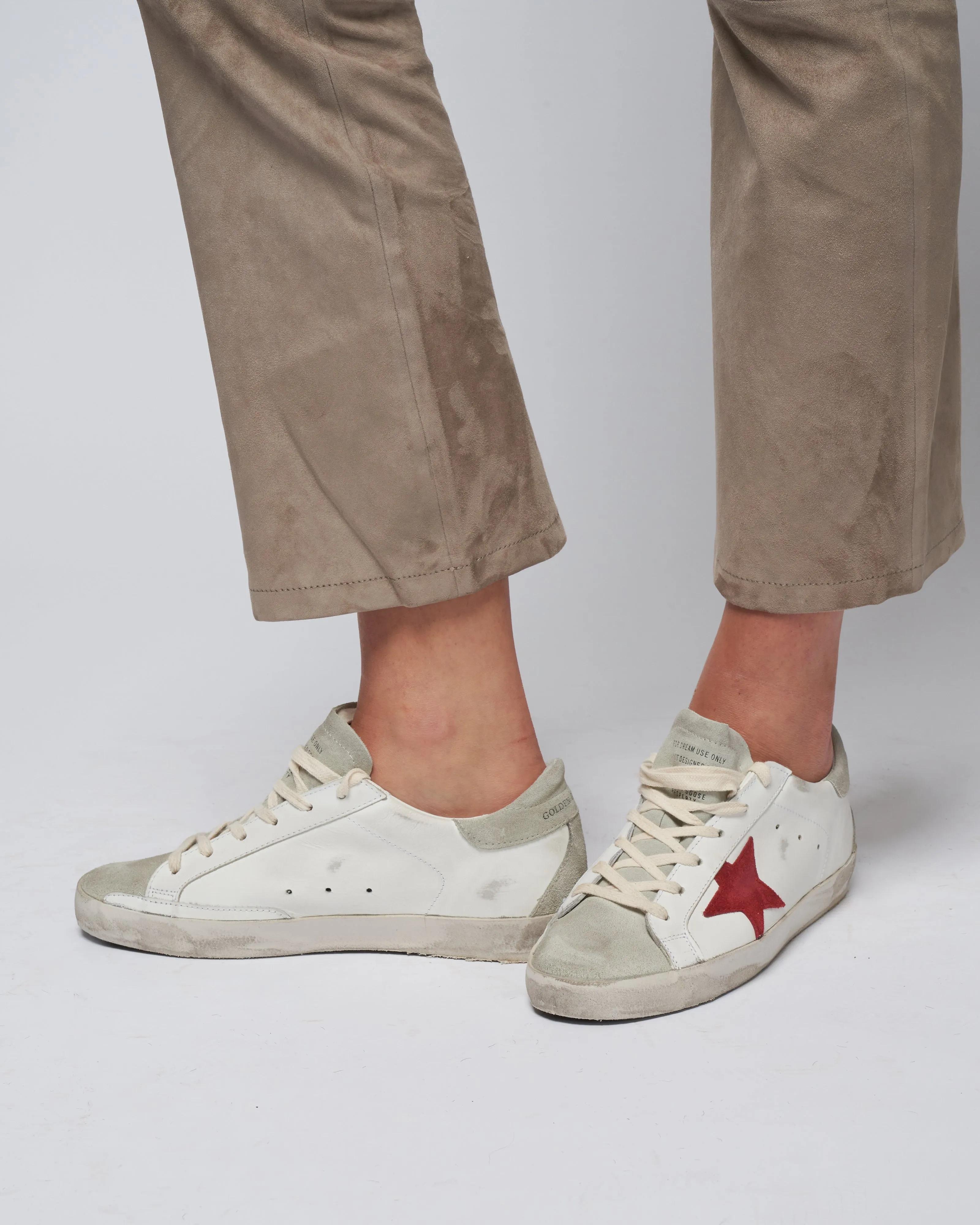 super-star suede star spur and heel - white/ice/red