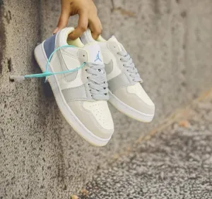 Women's Sneakers