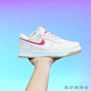 Women's Sneakers