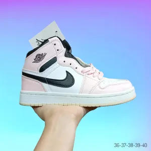 Women's Sneakers
